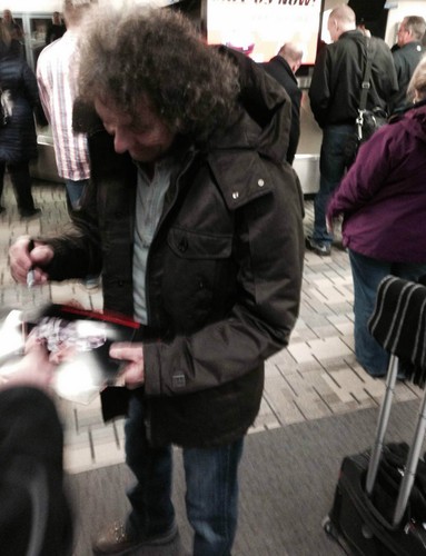 GFA Jefferson Starship MICKEY THOMAS Signed 8x10 Photo AD2 PROOF COA - Zdjęcie 2 z 2