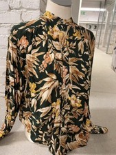H&M Bluse Hemd Top Oberteil Hemdbluse Stehkragen oversize dunkelgrün gold Herbst
