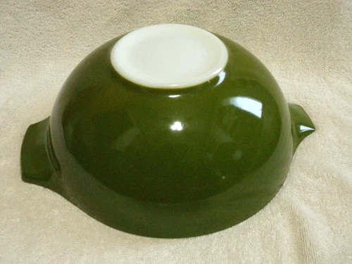 Vtg Pyrex Verde Dark Green 4 Quart Cinderella Mixing Bowl