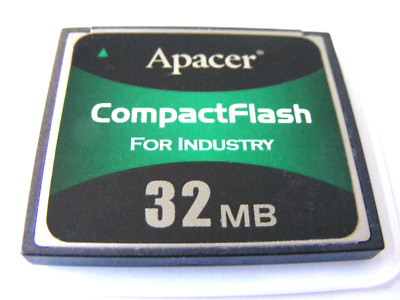 . . 32MB Compact Flash Card ( 32 MB CF Karte ) APACER gebraucht . .