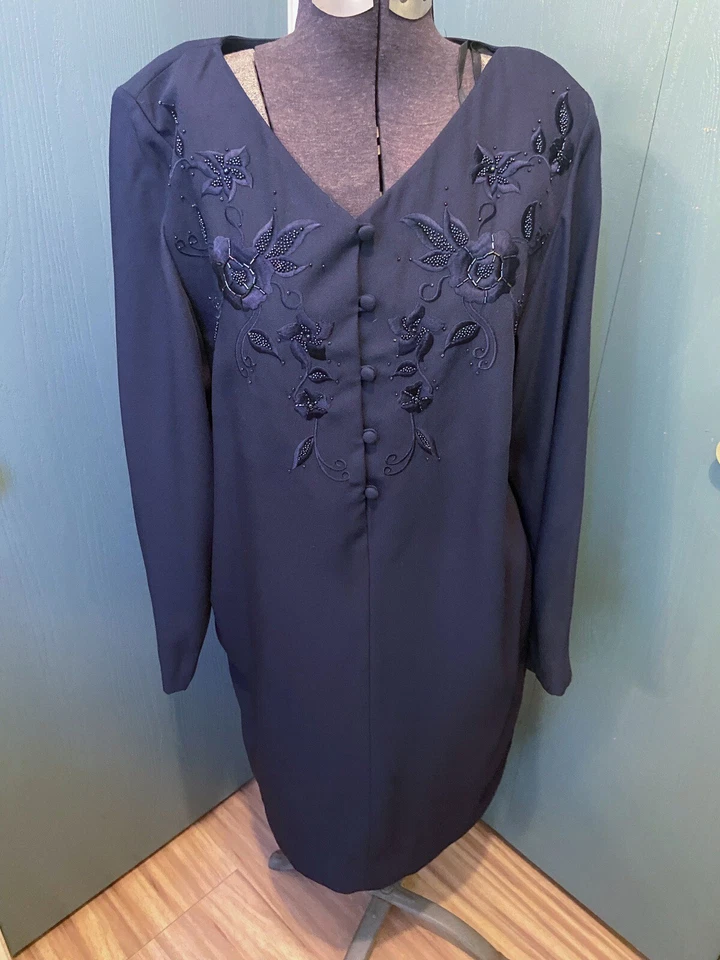 Liz Claiborne Navy/Purple Floral Beaded Dress Size 6 - Image 3 of 4