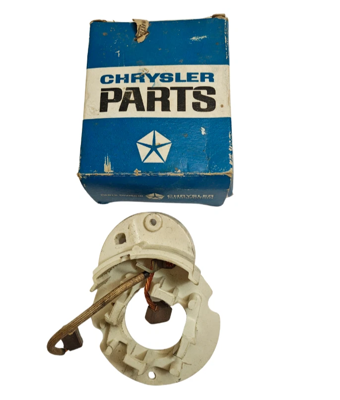 Placa de soporte de cepillo de engranaje de arranque Plymouth Dodge Chrysler 1960-1969 2275550 Nuevo de Lote Antiguo Foto 2 de 4