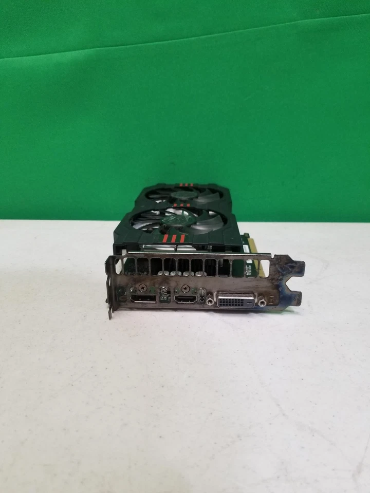 ASUS ROG STRIX RX 560 EVO 4GB GDDR5 PC GPU For Gaming - Image 2 of 4