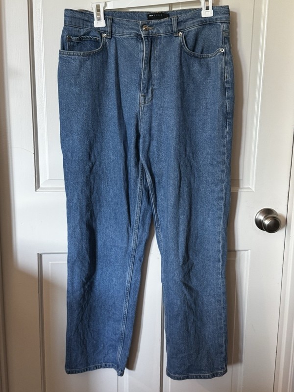 ASOS Design Med Wash Jeans Women's Size 32 Tall High Rise Wide Leg Denim Trend