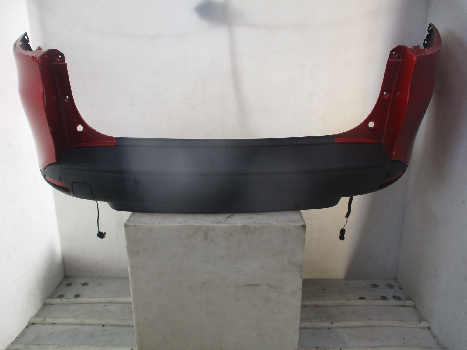 Pare-choc arriere Renault CLIO IV BREAK 850228910R