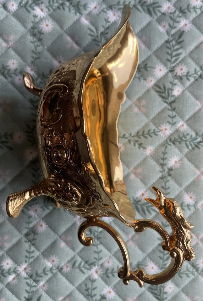 Antiguo barco de salsa Corbell & Company ornamentado tono dorado Foto 3 de 4