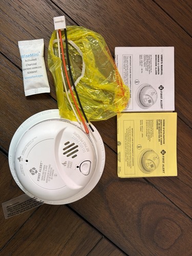 First Alert AC Smoke Alarm Carbon Monoxide Lithium Batt Backup (SC9120LBL) (NEW) - Picture 6 of 6