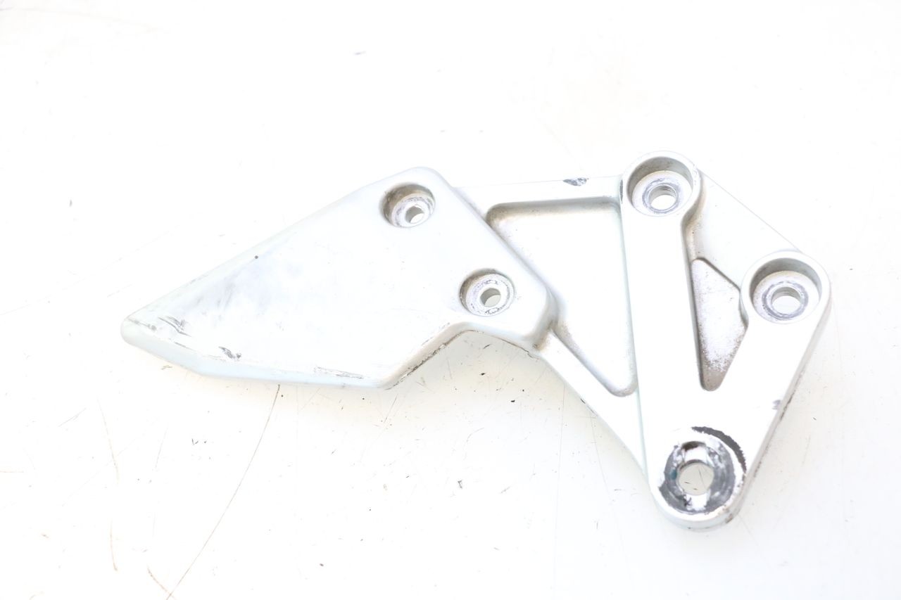 PEDANA ANTERIORE DESTRA SUPPORTO - SUZUKI SV S 650 (2003 - 2009)