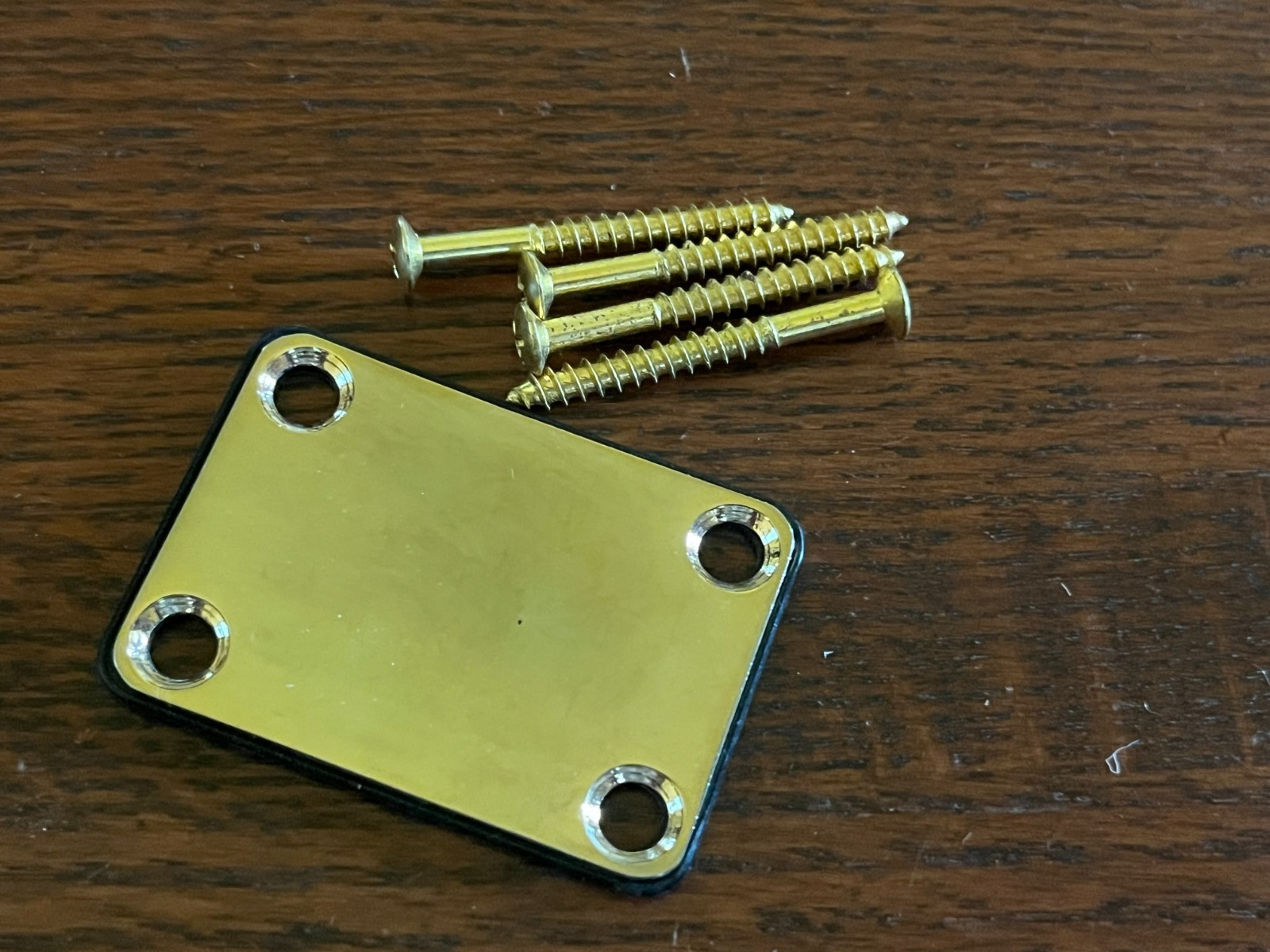 Hagstrom Viking II 67 guitar gold neck plate