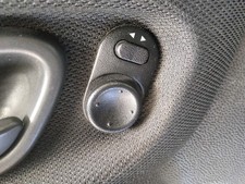 Retroviseur droit (ou coque) Suzuki IGNIS