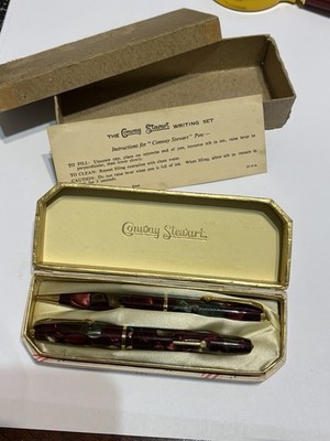 Conway Stewart Dinkie 550 Fountain Pen & Pencil Set Red/Green Marble 14k Nib