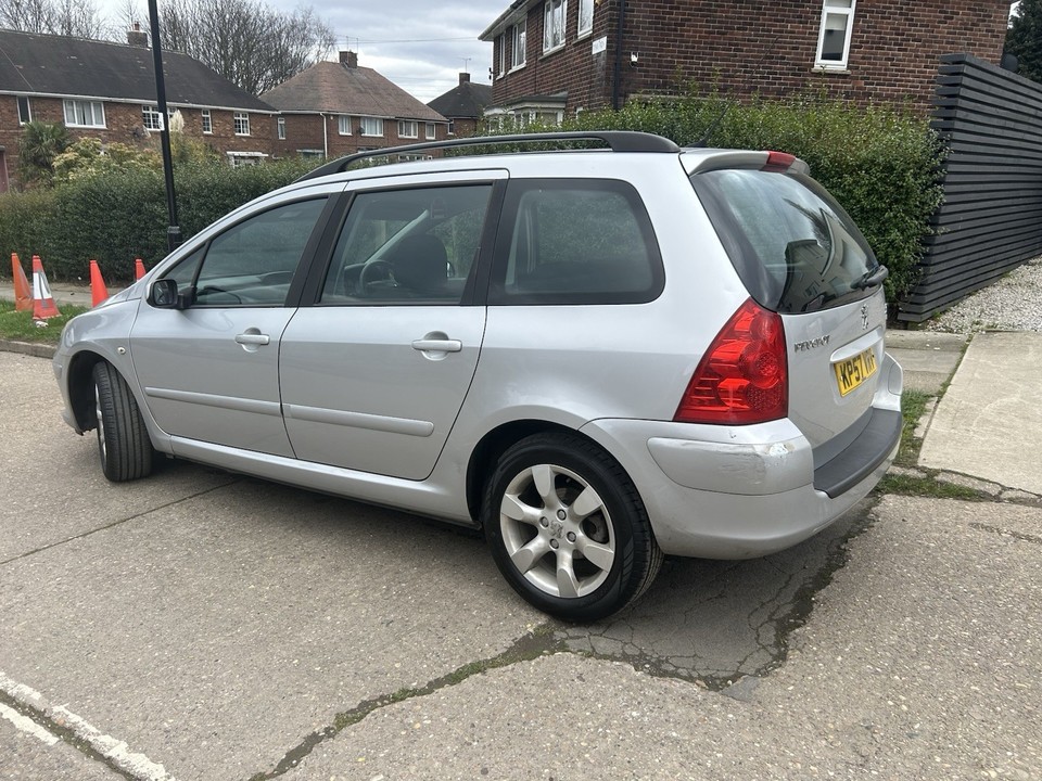 307 Peugeot Estate