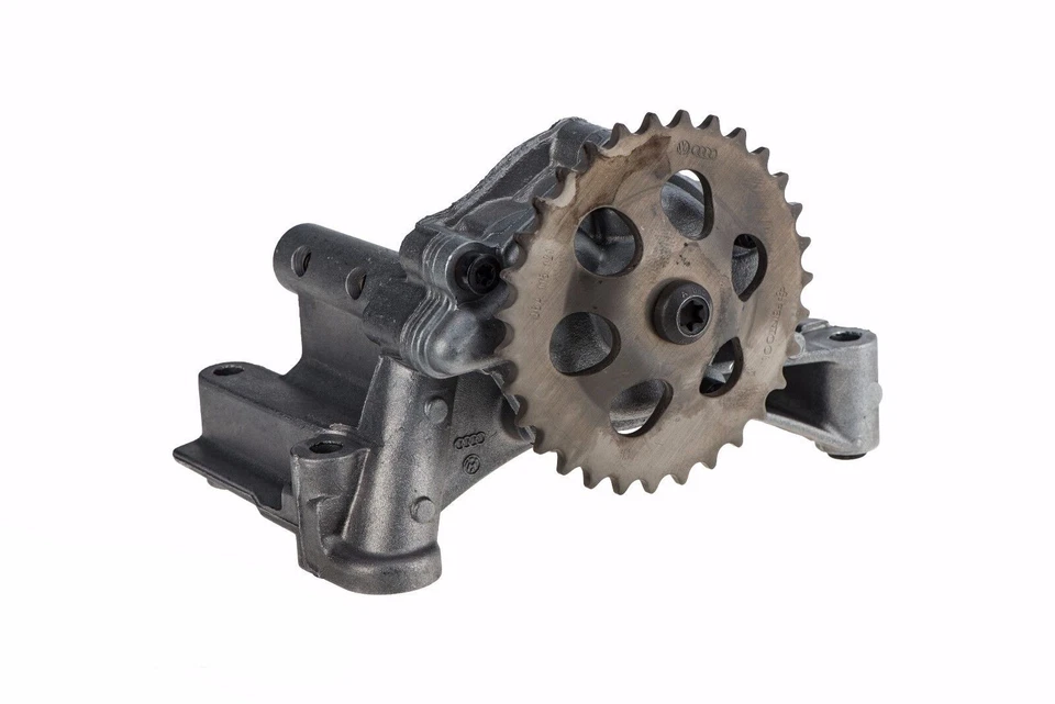 OEM BRAND NEW VW Volkswagen Engine Oil Pump Beetle Golf Jetta Passat 06A115105B - Image 2 of 4