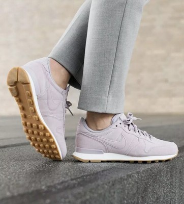 nike internationalist 38.5