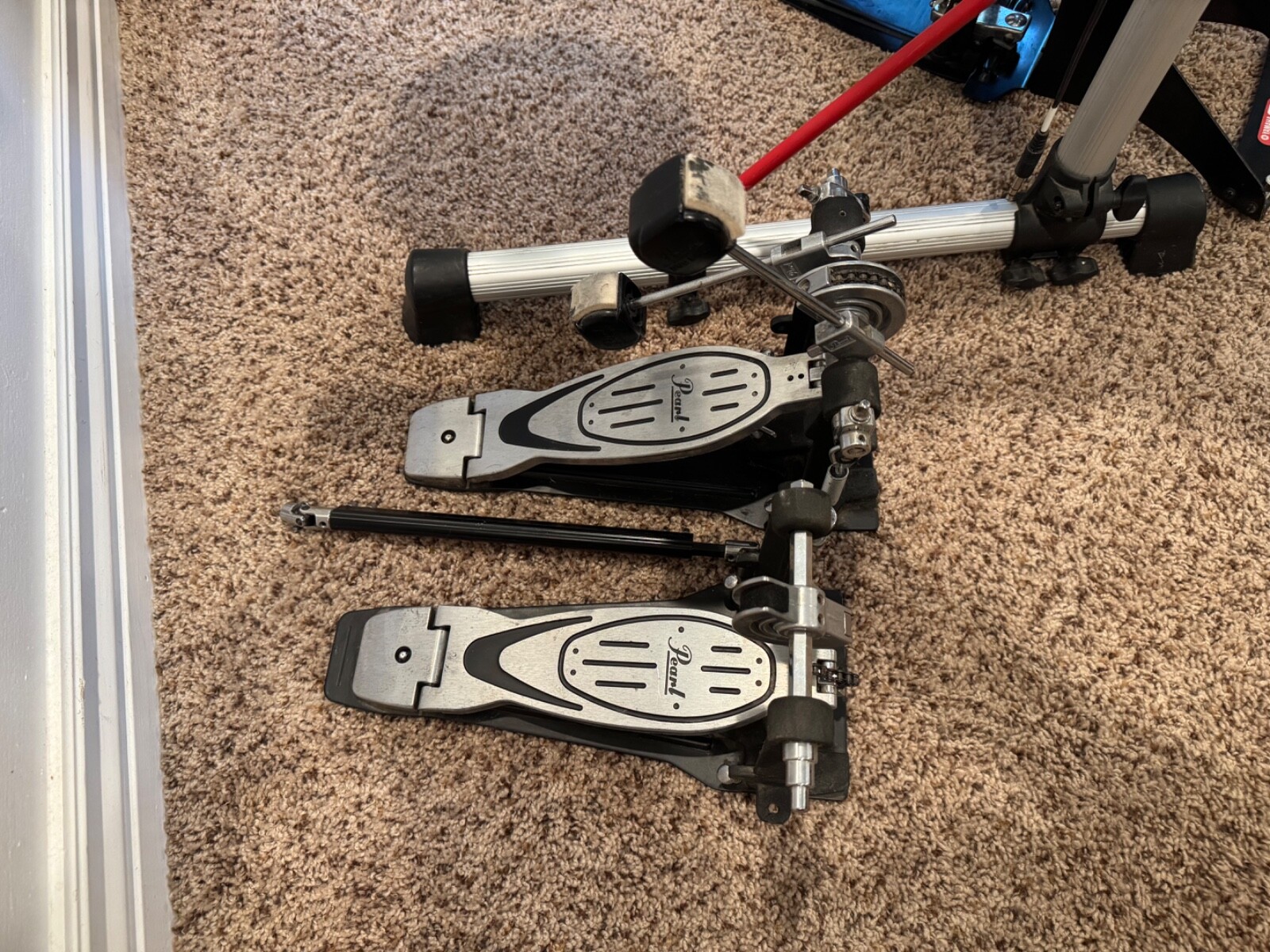 Yamaha RS70 Electronic Drum Kit with double bass pedals and Drum Throne