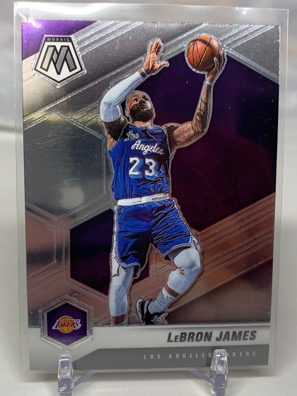 2020-21 Panini Mosaic #81 LeBron James LAKERS