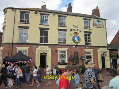 Foto 6x4 The Minerva on Pier Street, Hull Kingston upon Hull c2013