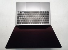 MacBook Air M2 13.6” 8GB 256GB CC 391 Battery Health 89% 2022 A2681