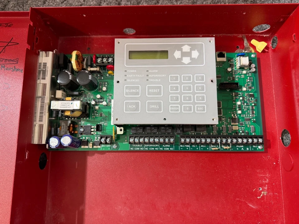 Potter P200 Fire Alarm Control Panel - Image 4 of 4