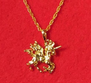 Authentic 14KT GOLD PLATED PEGASUS CHARM PENDANT WITH 18" ROPE CHAIN - 2006