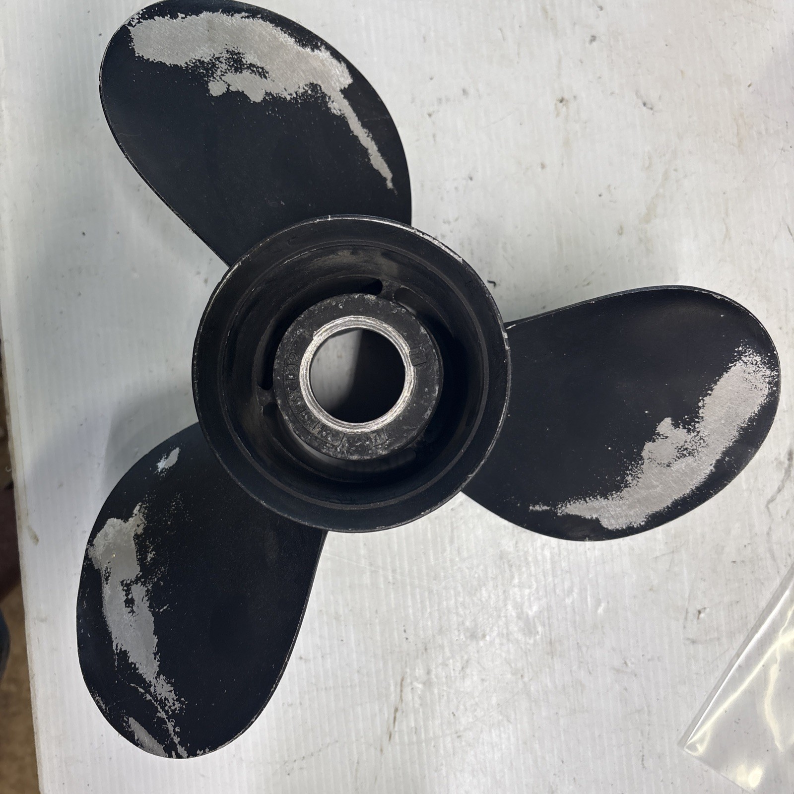Mercury 13 X 19P Propeller Black Max 48-77346  A45 Prop 1517
