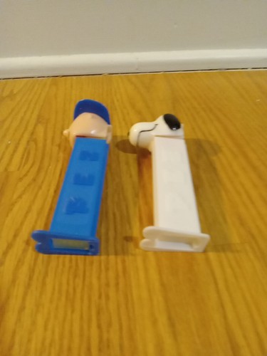 The PEANUTS PEZ Dispenser SET Vintage Charlie Brown + Snoopy - Picture 5 of 5