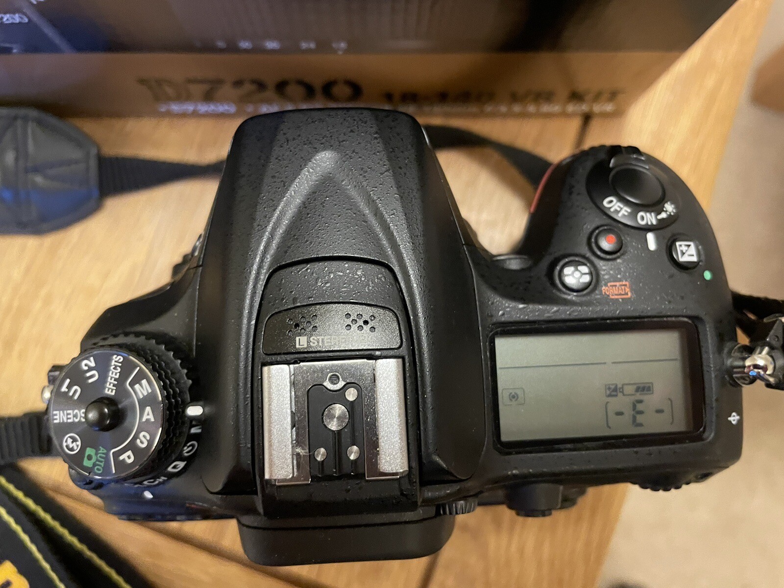 Nikon D7200 DSLR Camera, Auto Focus Lens, Batteries, Charger, Carry