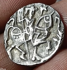 #N8#CP9#Indian  Samanta Deva (850 AD) silver HORSEMAN &BULL coin.nice grade Rare