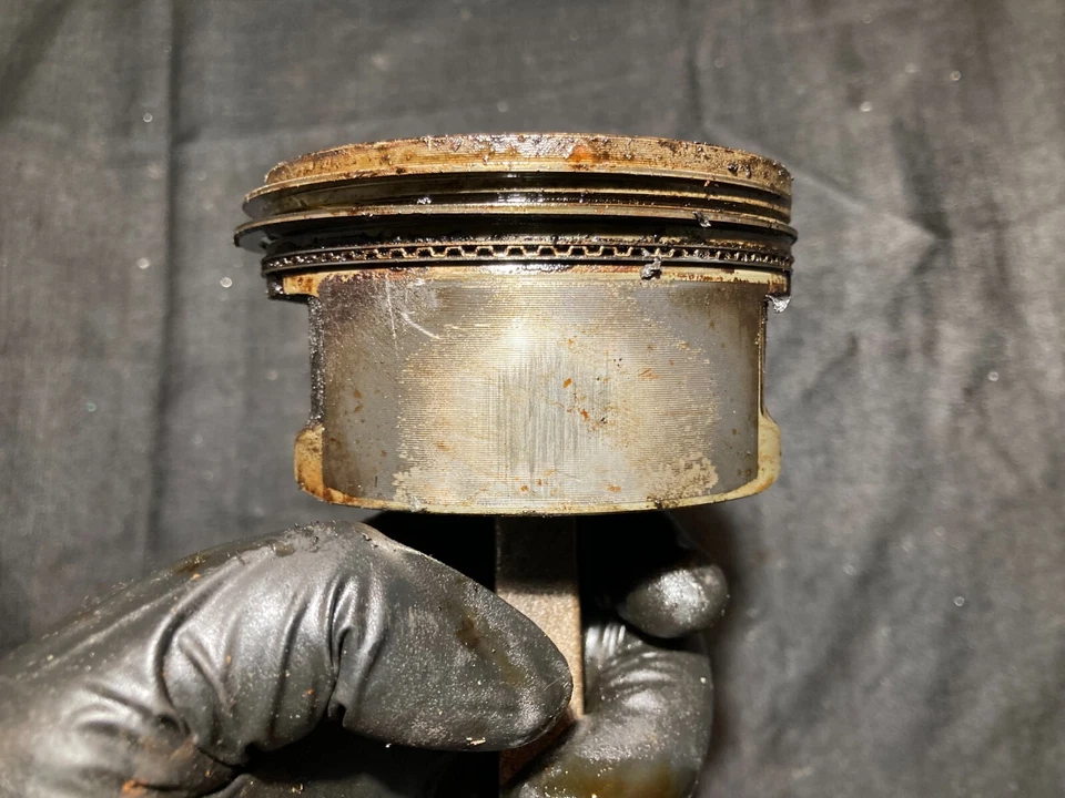 06-10 Cadillac DTS 03-05 Deville 4,8 L LD8 pistón y varilla de conexión Foto 3 de 4