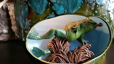 Frog Night light. Unique ceramic vase Free standing. 81/2 X 81/2 New old stock. 