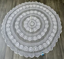 White 70" Round Handmade Crochet Tablecloth Vintage style Tea party Table Decor