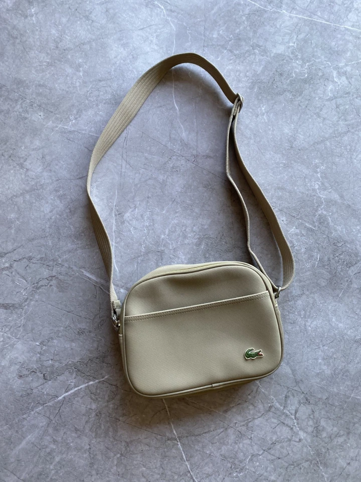 Bandolera bandolera vintage Y2K Lacoste correa ajustable beige OS Foto 2 de 4