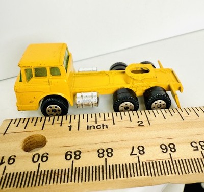 VINTAGE 1970'S YATMING SEMI CAB 1:64 DIECAST 2 5/8