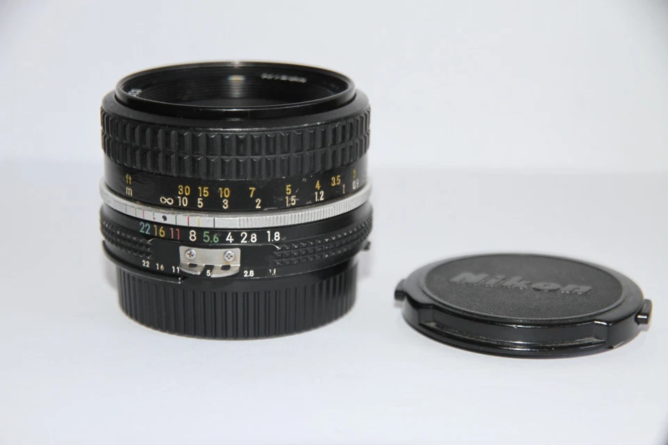 Nikon Nikkor 50mm f/1.8 Standard Prime Lens F Mount. See Description. - Image 2 of 4