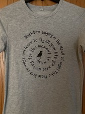 The Beatles - &ldquo;Blackbird&rdquo; - Image Of Blackbird With Lyrics - Gray/Ladies/M