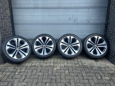 Genuine Audi Q8 22” Viper Alloys full set  (x4) With Hancock 285/40R22 Tyres