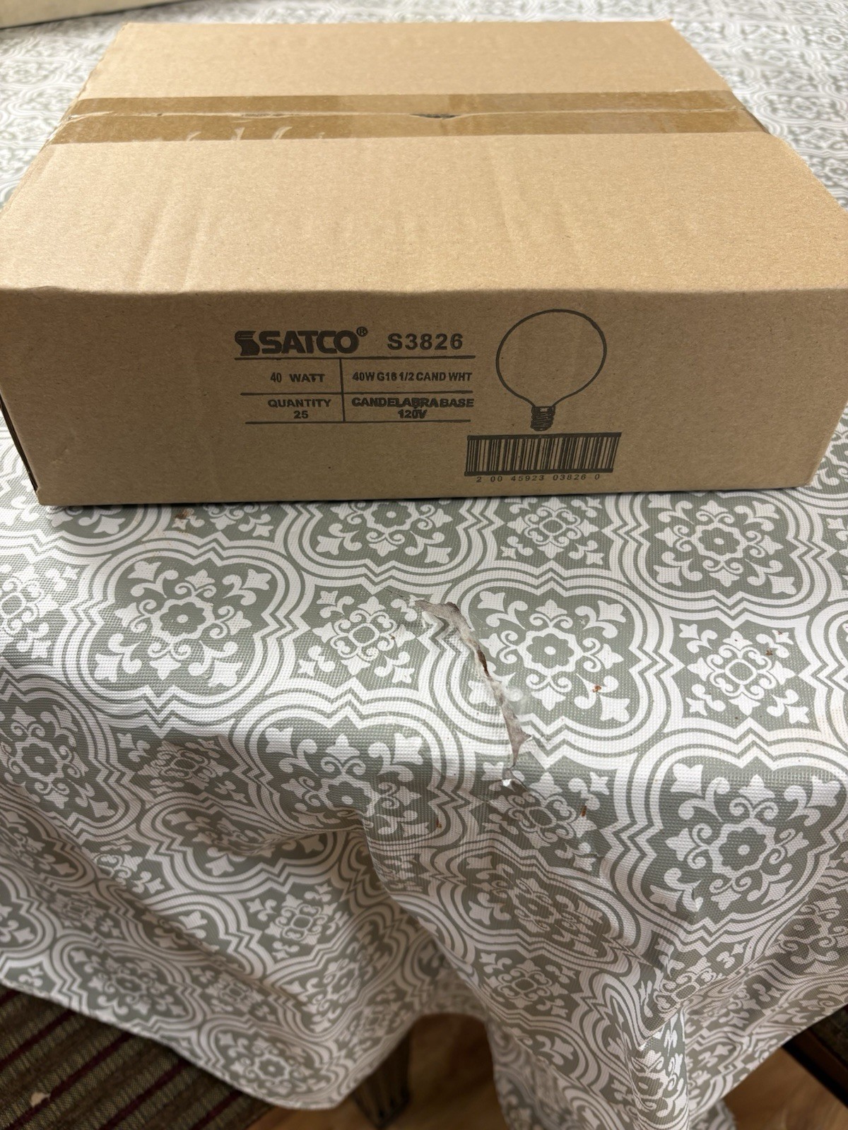 Case Of 25 SATCO S3826 40W 120V Candelabra G16 1/2 Incandescent Bulbs