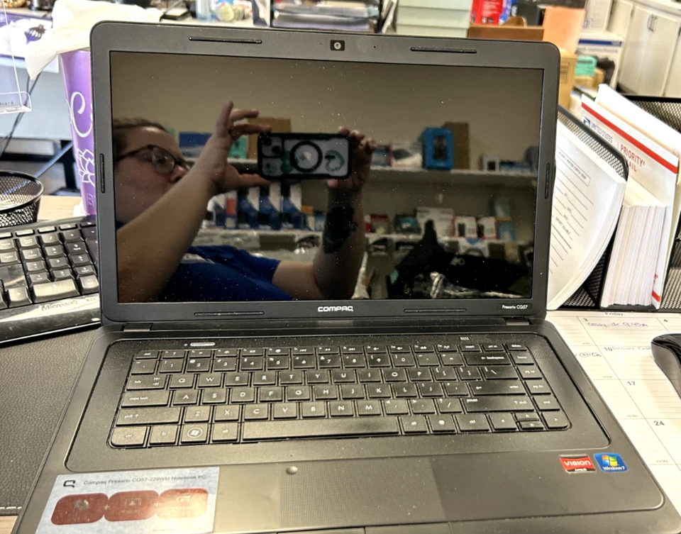 Compaq Presario CQ57-229WM ноутбук только запчасти! КАК ЕСТЬ! - Изображение 2 из 4