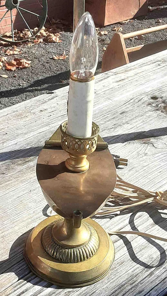 Abajur de mesa/manto feito à mão de latão maciço - Único - Impressionante - Imagem 3 de 4