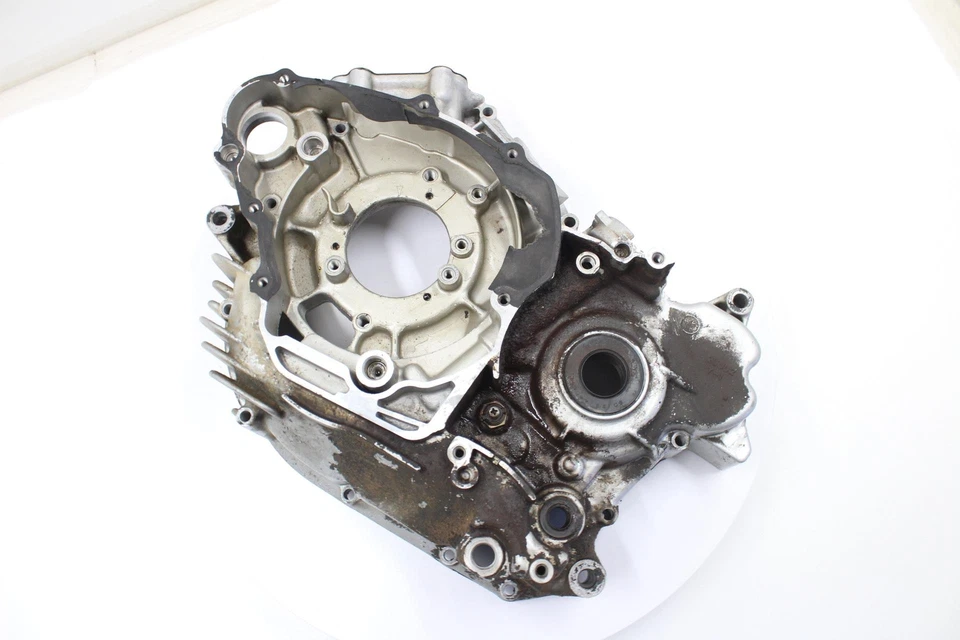 1996 YAMAHA VIRAGO 250 OEM LEFT ENGINE BOTTOM CRANKCASE CRANK CASES MOTOR BLOCK - Image 3 of 4