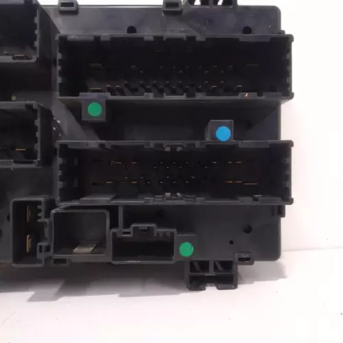 16238DA Caja Reles/Fusibles para JEEP GRAND CHEROKEE (WK) 6.4 V8 HEMI SR 3570321 - Imagen 3 de 10