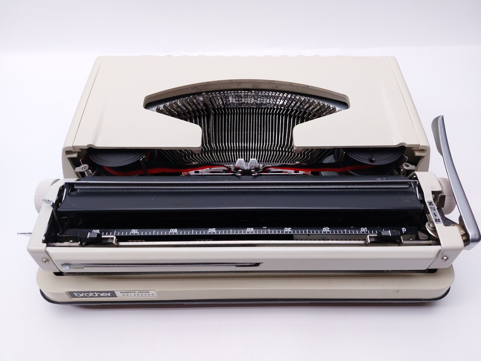 Vintage BROTHER ACTIVATOR 800T Manual Typewriter (Made in Japan Beige