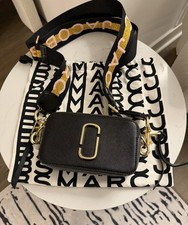Marc Jacobs Women's Crossbody The Snapshot Black Gold - Excellent Condition