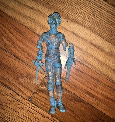 Yellow Submarine 1999 Edward Scissorhands Ice Edward SDCC Excl Broken Arm Joints