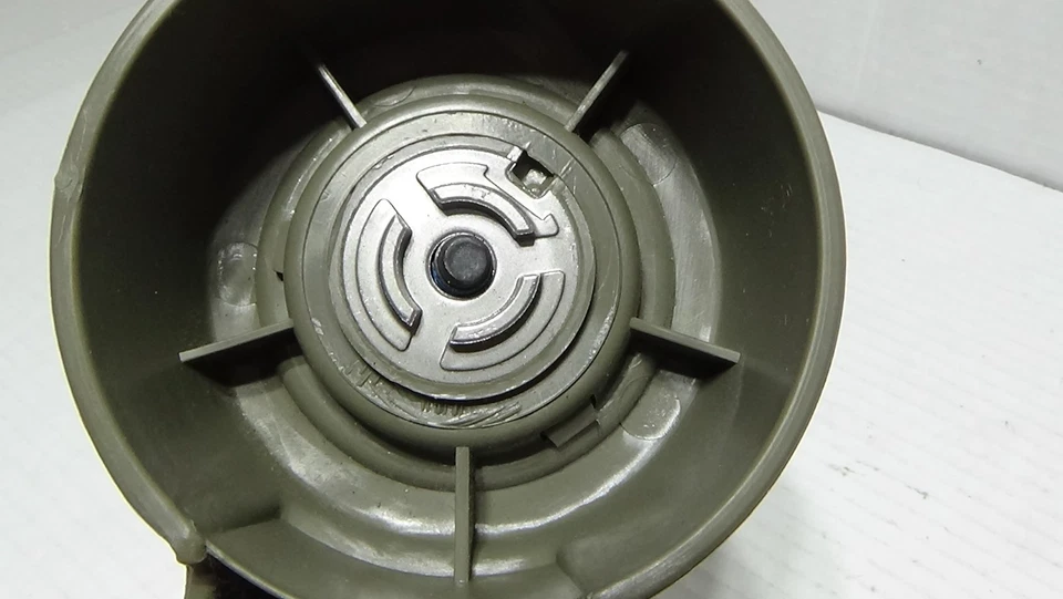 2007-2010 Jeep Wrangler JK Front Seat Adjustment Handle Lever Set - Image 4 of 4