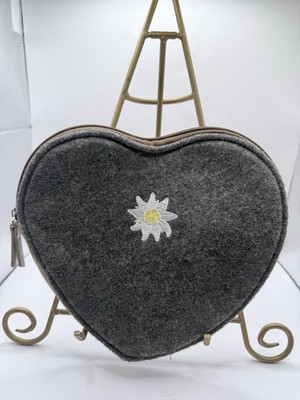 Lufthansa Business Class Heart Shaped Eidelweiss Felt Amenity Case German Empty