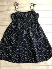 Old Navy Dress Womens Medium Blue Floral Smocked Strappy Scoop Neck Sundress