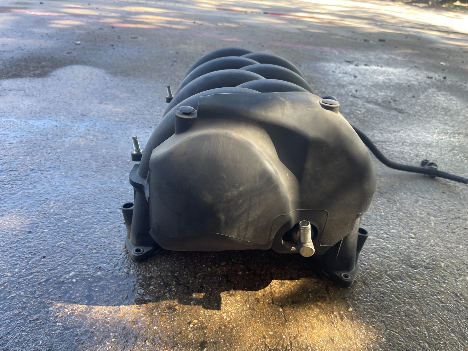 2007 Maserati Quattroporte 4.2L V8 engine AIR INTAKE MANIFOLD OEM