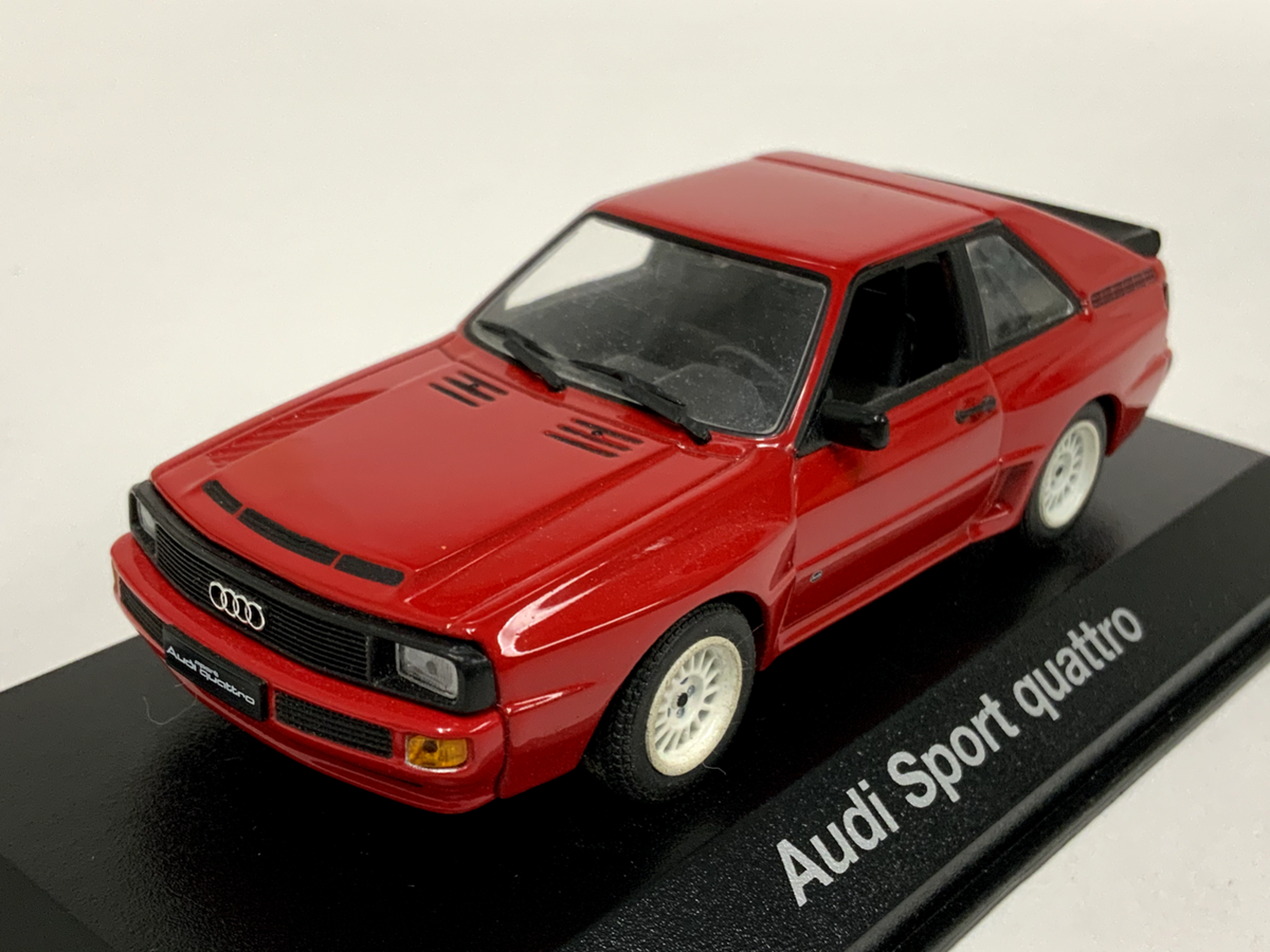 AUDI SPORT QUATTRO 1984 Bleu MINICHAMPS 1:43 de reference 430 012120