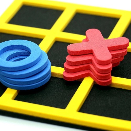 Juego Noughts & Crosses, Foam X's, O's y tabla, Tic Tac Toe, bolsa de fiesta ideal - Imagen 2 de 14